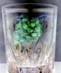 Снимка на стъклопис серия Чаши Лятна чаша с рисунка грозде 