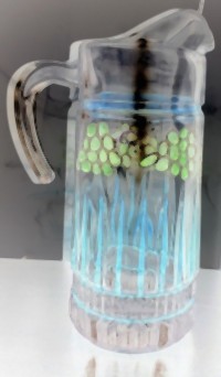 Снимка на стъклопис серия Кани Масивна кана за червено вино с грозде 